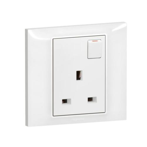 [617641] LEGRAND Belanko switch socket 13a
